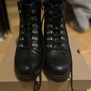 Black booties |AS IS|